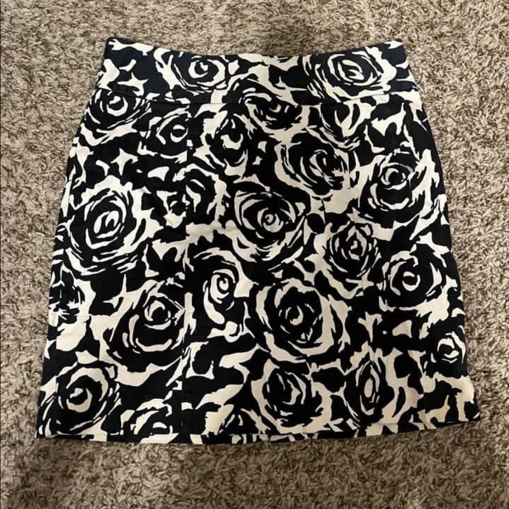 Forever 21 rose skirt